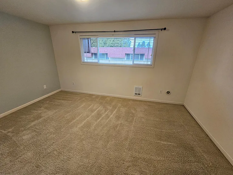 514 142nd Ave SE #90 — Photo 27