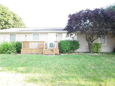 608 E Main St photo 1