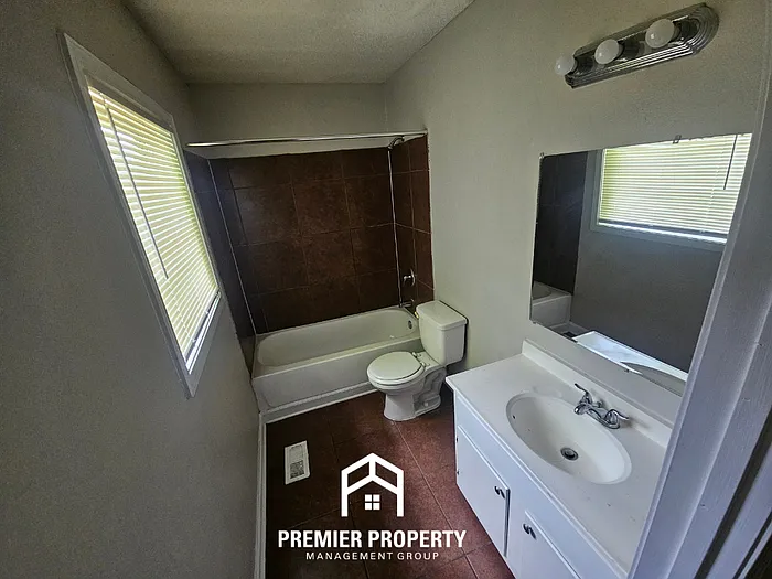 6149 Quince Rd — Photo 14