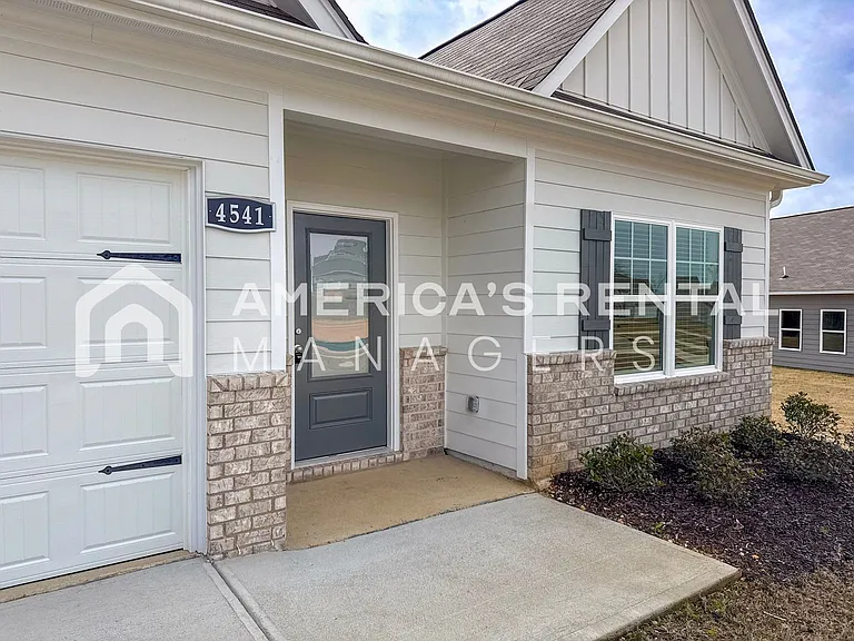 4541 Morgan Dr — Photo 5