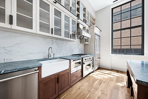 Rented by Compass | media 12