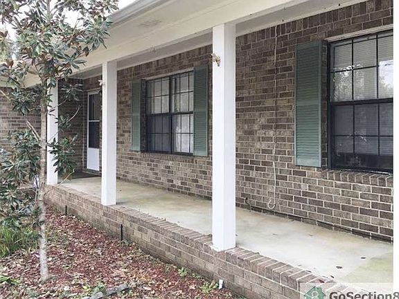 2nd image of 713 Crooked Oak Dr