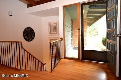 3rd image of 255 Lakeside Dr SE