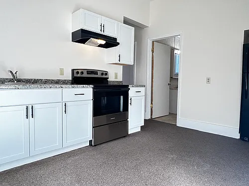 1219 1/2 Orchard St Photo 1