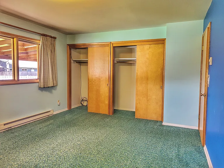1109 Birch St — Photo 12
