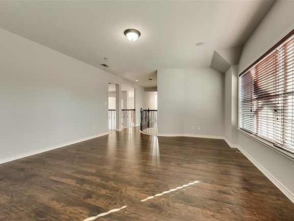3rd image of 3176 Villandry Ln
