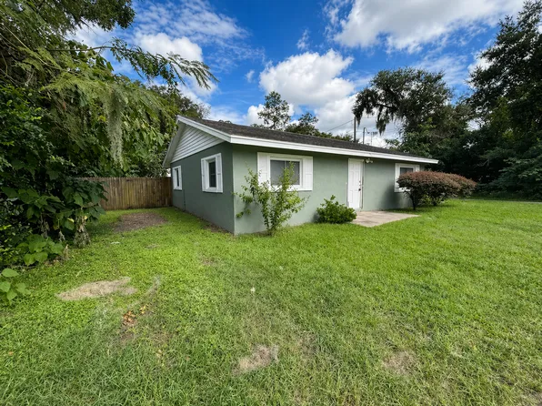 2011 NW 40th St, Ocala, FL 34475