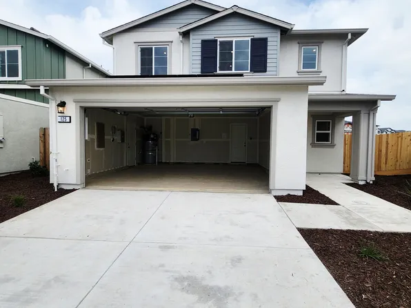 125 Soaring Dr, Lathrop, CA 95330