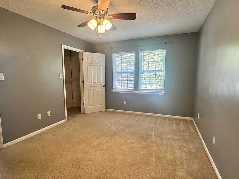 206 Wedgewood Dr — Photo 12