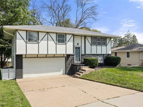 135 Lindhardt Rd, Carlisle, IA 50047