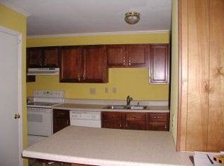 204 W Roosevelt St, Mayodan, NC 27027