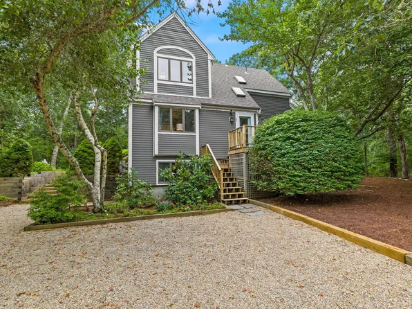 17 Second Street, Harwich, MA 02645