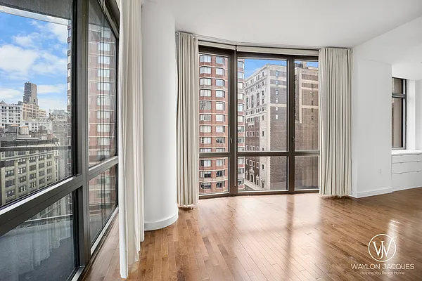 Rented by Oxford Property Group | media 8