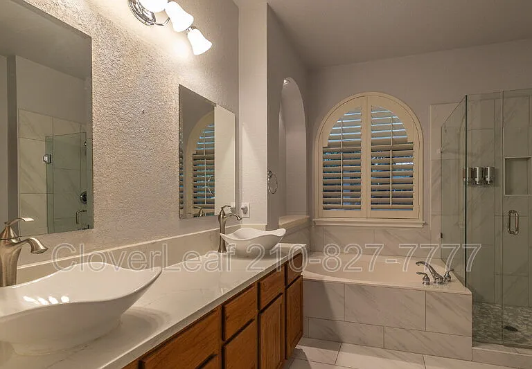 22714 Sabine Smt — Photo 25