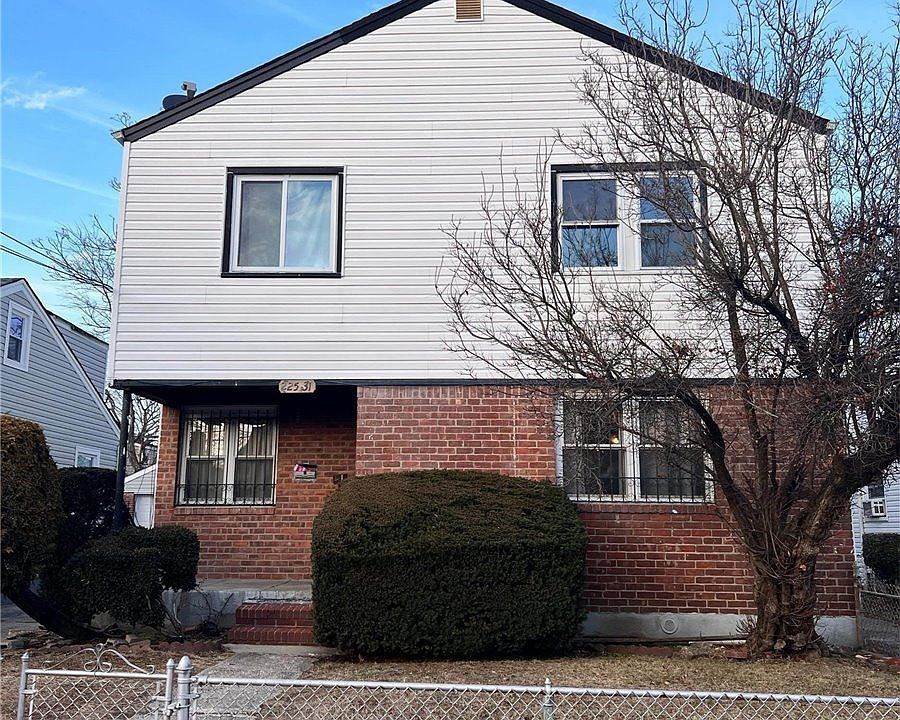 1st image of 225-31 109th Ave