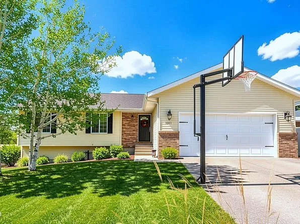 1317 Cedar Ave, Gillette, WY 82718