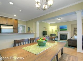 215 Brookwood Dr, Charlottesville, VA 22902