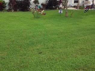 1197 Country Gardens Ln, Fort Pierce, FL 34982