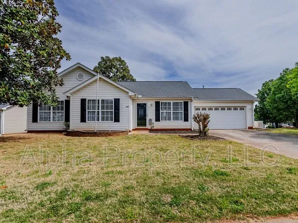103 Hickory Rock Ln, Greer, SC 29651