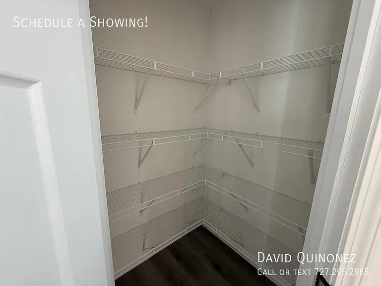 6271 Roosevelt — Photo 13