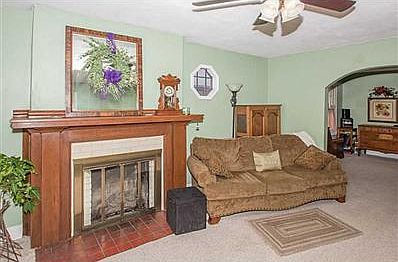 3rd image of 516 S Luett Ave