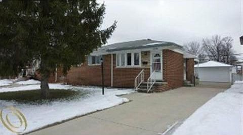 1st image of 28355 Maplewood St