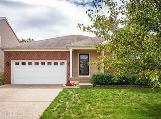 5513 Bannon Crossings Dr, Louisville, KY 40218