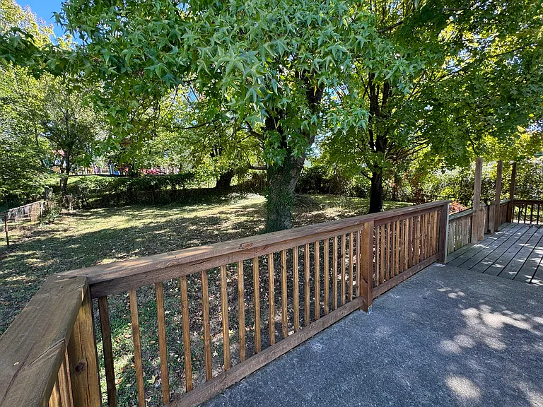 928 Meadow Dr — Photo 38