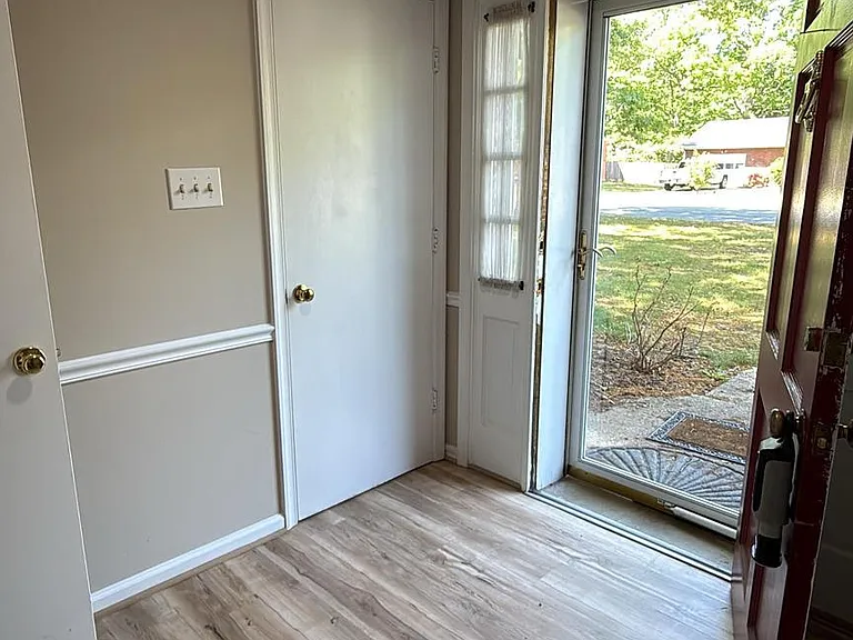 521 Laurel Ave — Photo 15