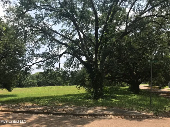 0 Moore St, Woodville, MS 39669