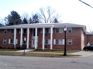 126 Orchard St APT 4, East Lansing, MI