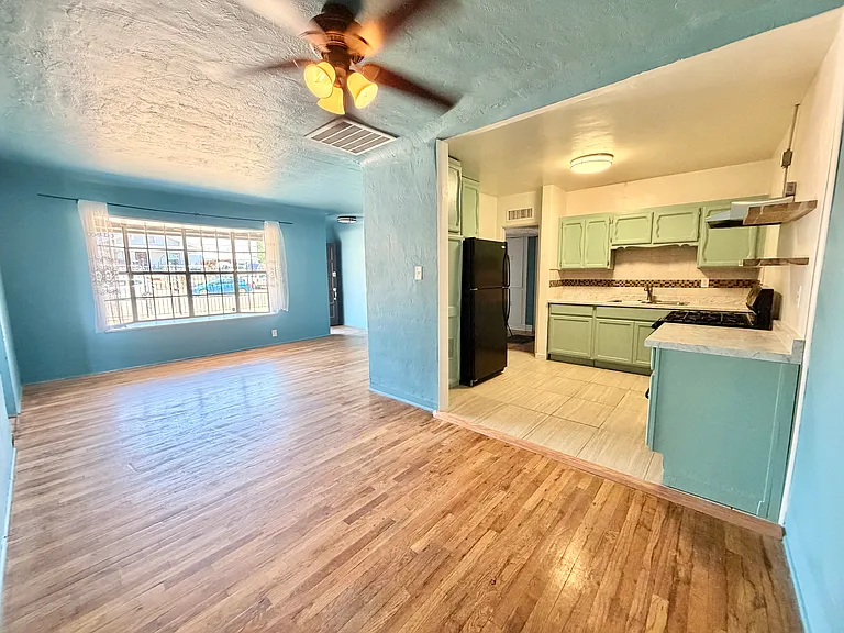 2924 Mountain Ave — Photo 9