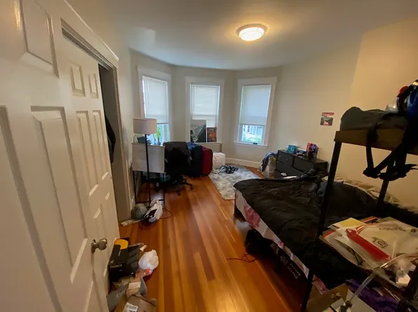 240 Allston St, Cambridge, MA