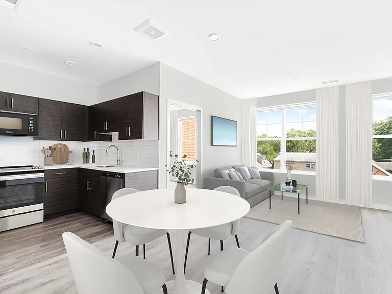 EVO Apartments — Photo 40
