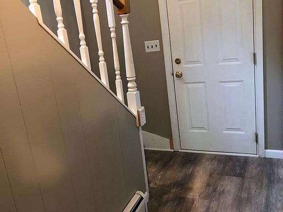 Newly renovated with brand new flooring, paints, and stainle