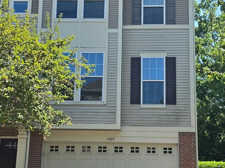 3469 Bradbury Cir — Photo 2