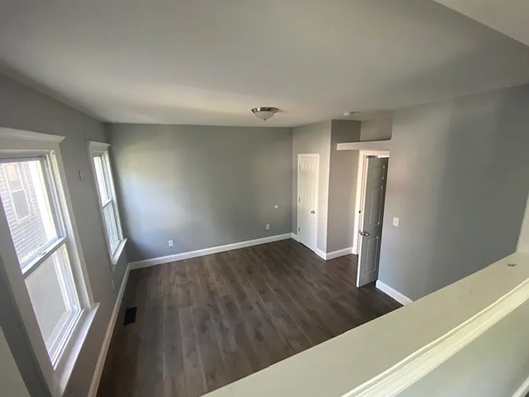 53 Orlando St — Photo 8