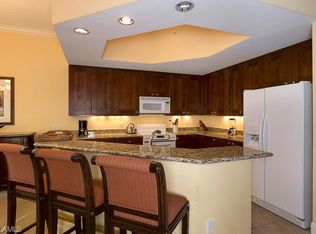 1025 Sandpiper St, Naples, FL 34112