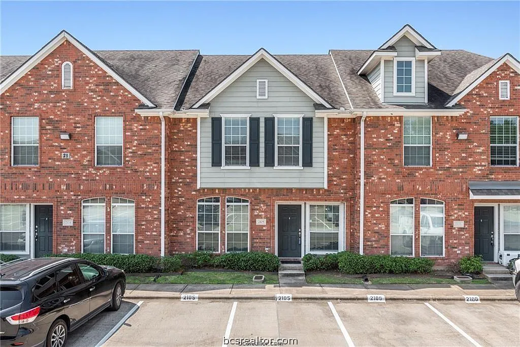 4 bed, 1590 sqft, $1,750 — Photo 3