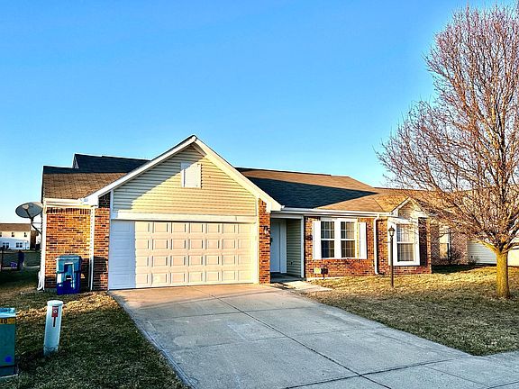 2nd image of 8050 Twin River Dr