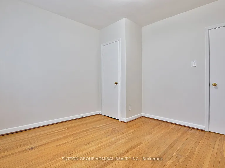 264 McConvey Dr — Photo 13
