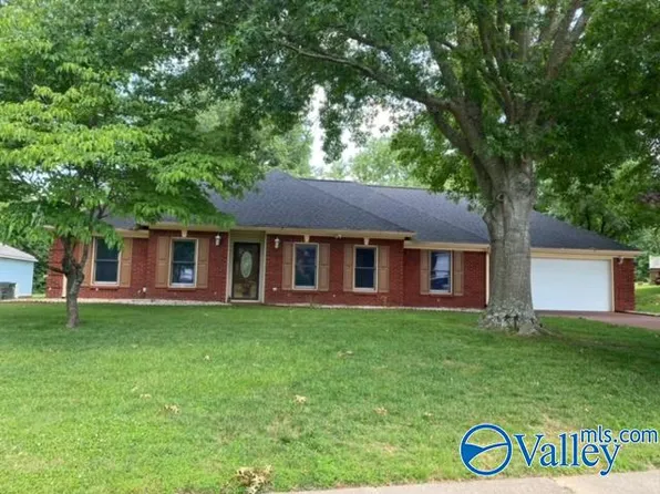 117 Canoebrook Ln, Huntsville, AL 35806