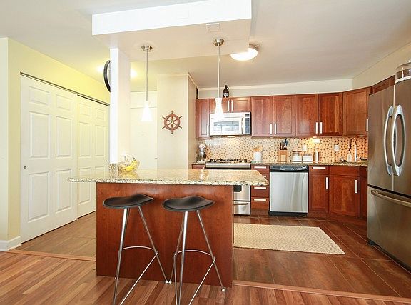 4th image of 2800 N Lake Shore Dr APT 1207