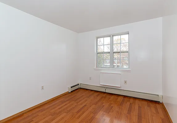 Rented by Century 21 American Homes | media 27