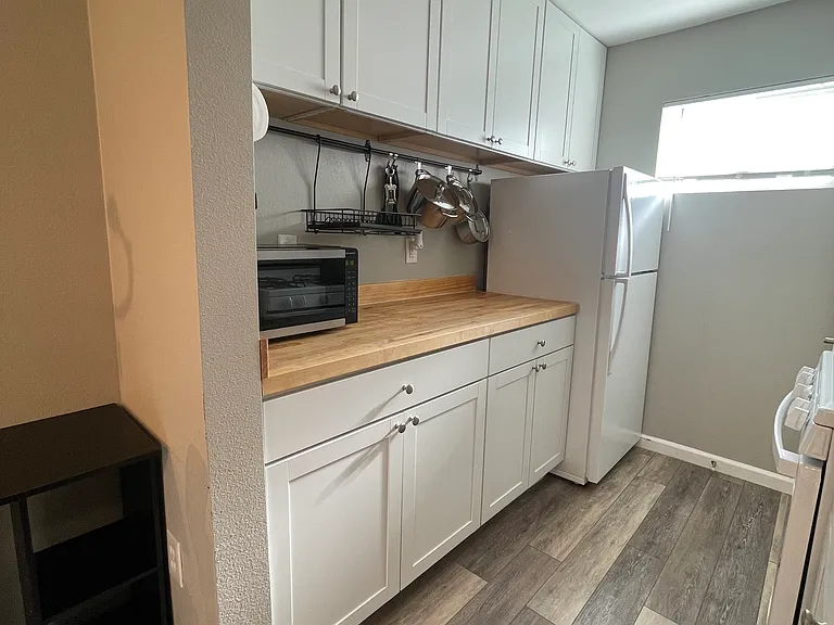 251 S Tehama St #14 — Photo 24