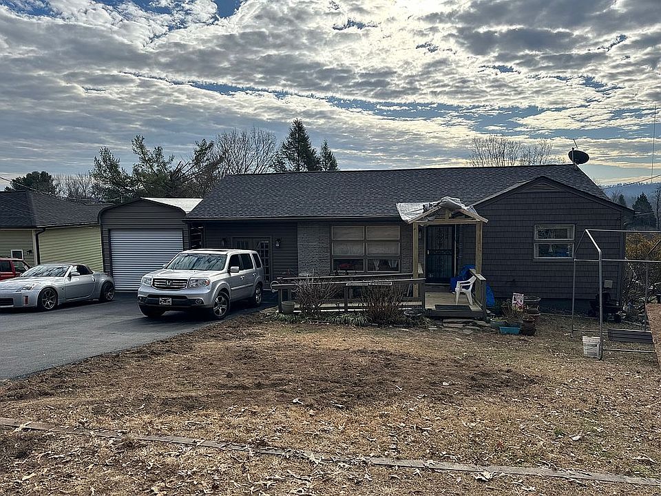 2nd image of 2202 Karnswood Dr