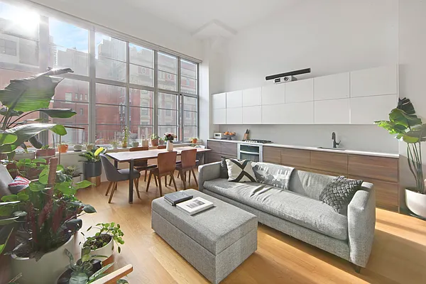 Sold by Compass | media 22