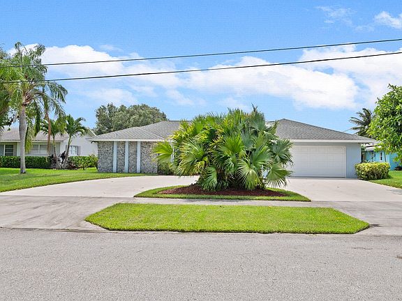 4th image of 1741 W Terrace Drive