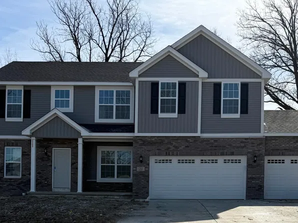 21 Levanno Dr, Crown Point, IN 46307