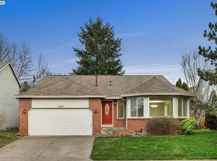 11856 SW Wilton Ave, Tigard, OR 97223